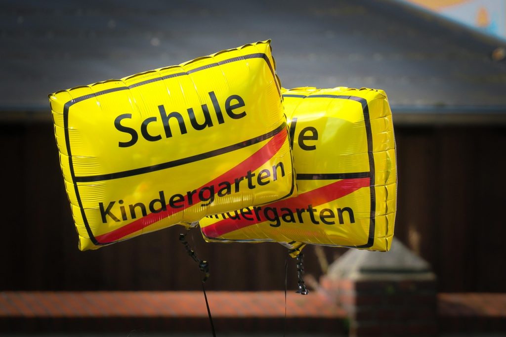 Willkommen liebe Erstis - Endlich seid ihr da! school enrollment, balloon, back to school, transition, change, school, school child, first grader, childhood, to learn, school year, training, phase of life, phase change, school start