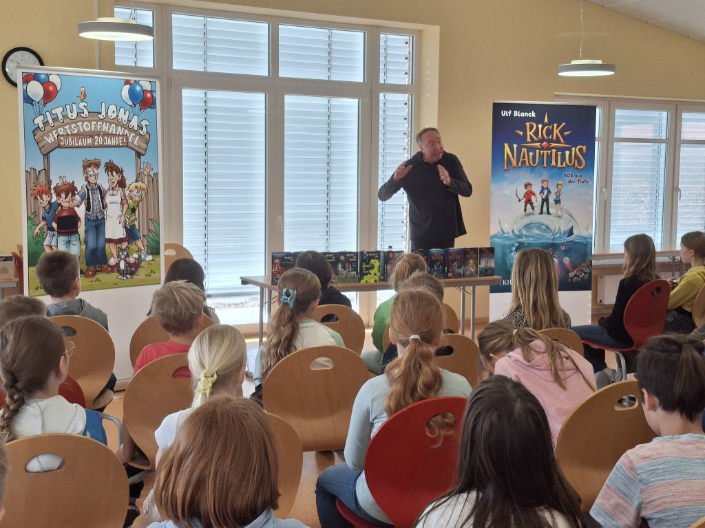 Autor Ulf Blanck lehrt das kleine 1x1 der Detektivarbeit und präsentiert Jubiläumsband der beliebten „Die drei ???-Kids“-Reihe 20260310 103152