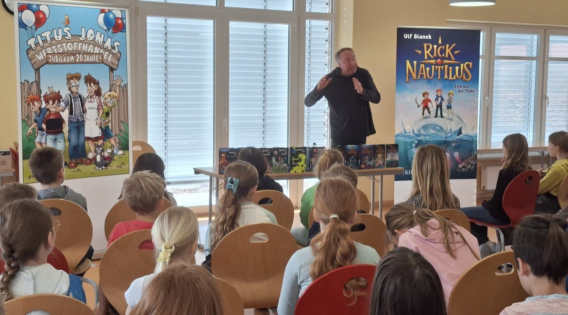 Autor Ulf Blanck lehrt das kleine 1x1 der Detektivarbeit und präsentiert Jubiläumsband der beliebten „Die drei ???-Kids“-Reihe 20260310 103152