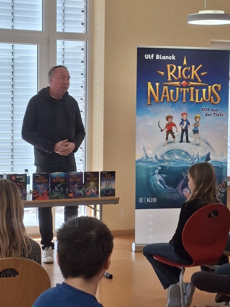 Autor Ulf Blanck lehrt das kleine 1x1 der Detektivarbeit und präsentiert Jubiläumsband der beliebten „Die drei ???-Kids“-Reihe 20260310 103204